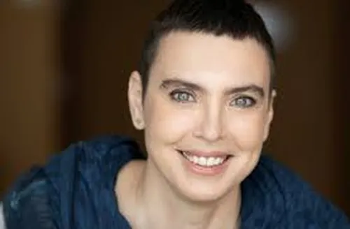 Adriana Calcanhotto