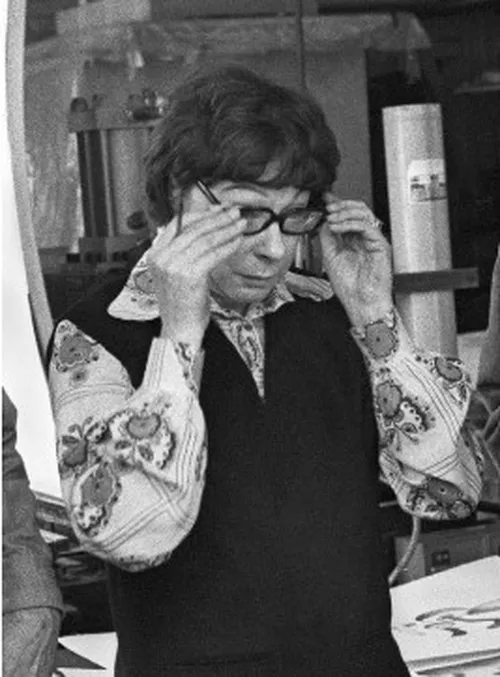 Lois Long