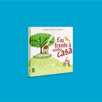 Capa do livro Em frente à minha casa}