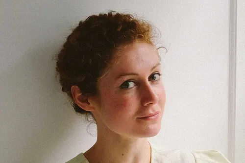Yasmine Seale